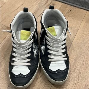 Golden Goose midstar Black and White mid-Top Sneakers